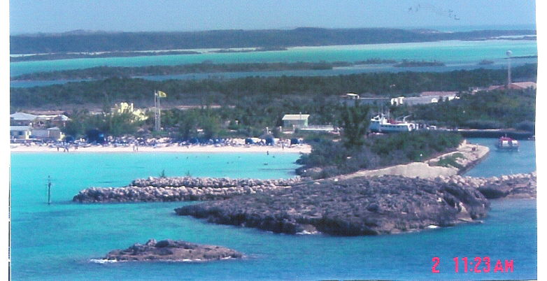 halfmooncay.jpg